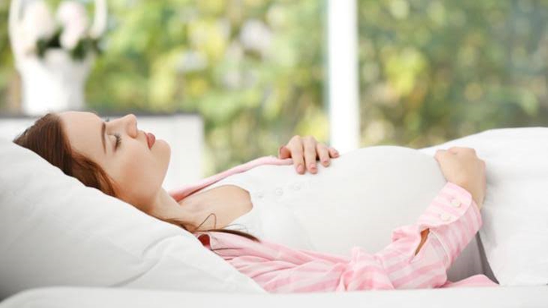 Беременность бессонница что делать. Беременность во сне. Сон при беременности.